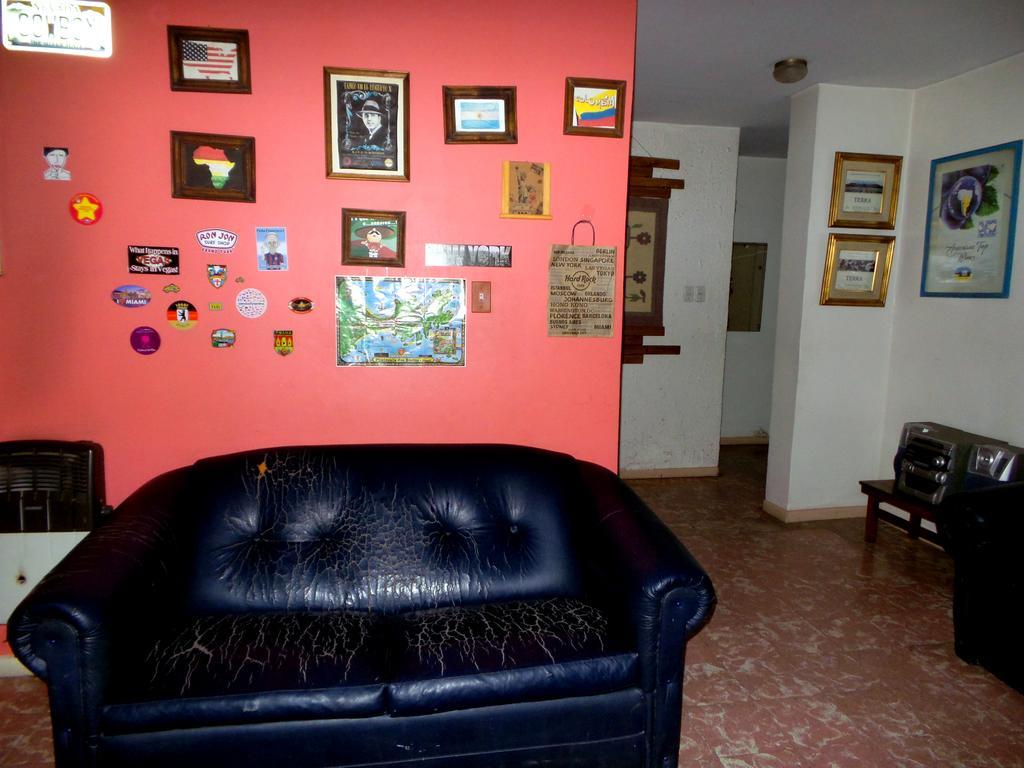 Hostel Otro Mundo Capdevila Exteriér fotografie