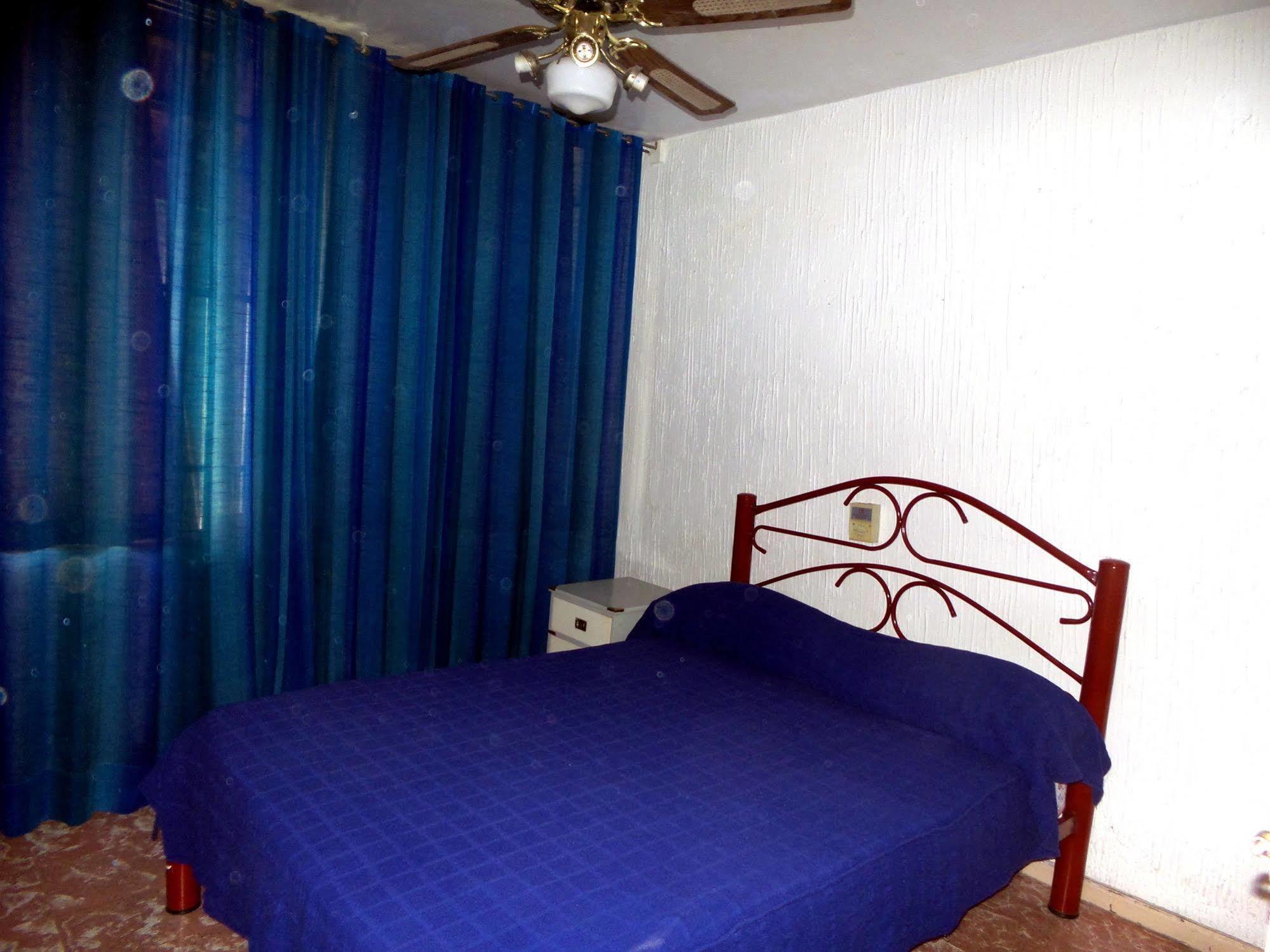 Hostel Otro Mundo Capdevila Exteriér fotografie