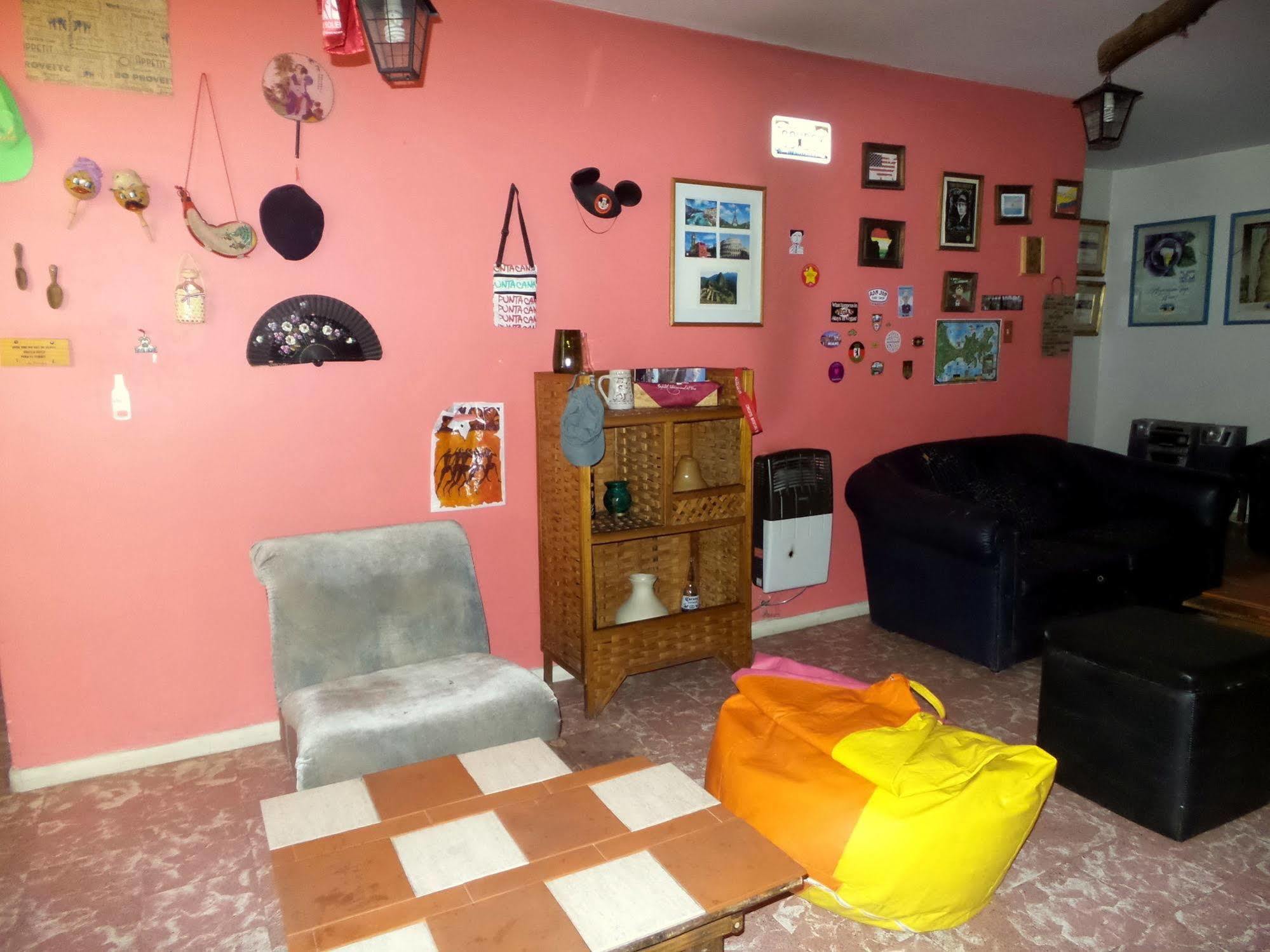 Hostel Otro Mundo Capdevila Exteriér fotografie