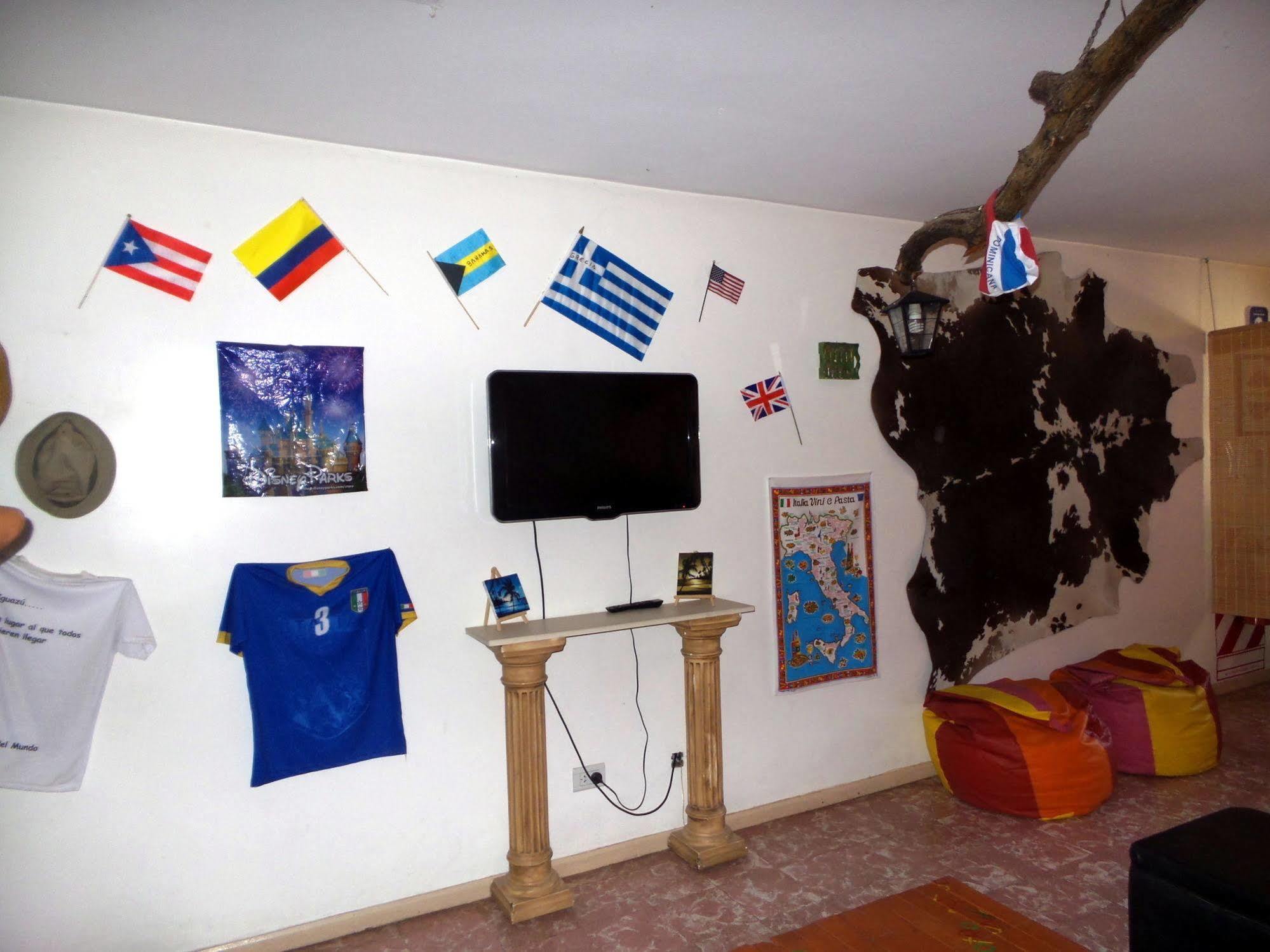 Hostel Otro Mundo Capdevila Exteriér fotografie